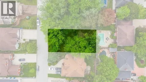 3691 Inglewood Avenue Windsor ON N9E 4P3