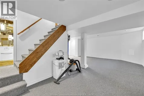 1042 Edward Avenue Windsor ON N8S 2Z8