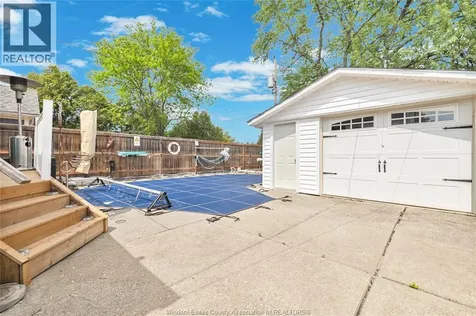 1042 Edward Avenue Windsor ON N8S 2Z8