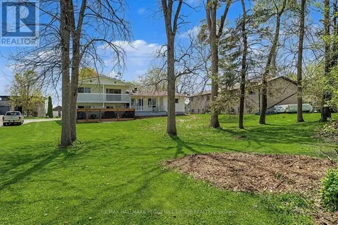 22 Olive Crescent Orillia ON L3V 1G1