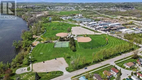 22 Olive Crescent Orillia ON L3V 1G1
