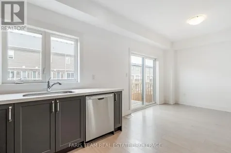 53 Harvest Crescent Barrie ON L9J 0T5