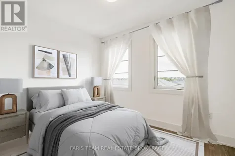53 Harvest Crescent Barrie ON L9J 0T5