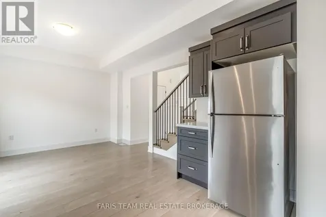 53 Harvest Crescent Barrie ON L9J 0T5