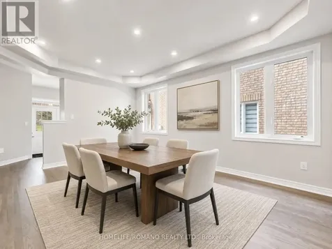 516 Woodspring Avenue East Gwillimbury ON L9N 0C2