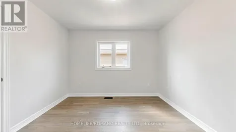 516 Woodspring Avenue East Gwillimbury ON L9N 0C2