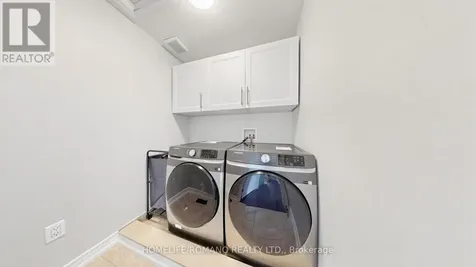 516 Woodspring Avenue East Gwillimbury ON L9N 0C2