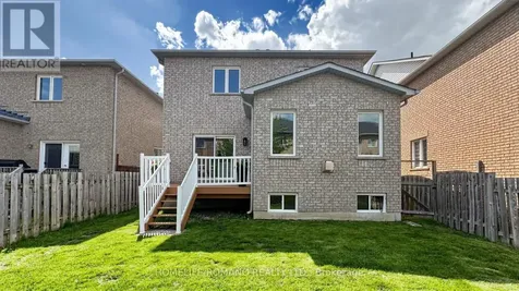 516 Woodspring Avenue East Gwillimbury ON L9N 0C2