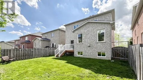 516 Woodspring Avenue East Gwillimbury ON L9N 0C2