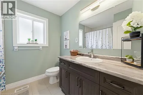 148 Birkinshaw Road Cambridge ON N1P 0B4