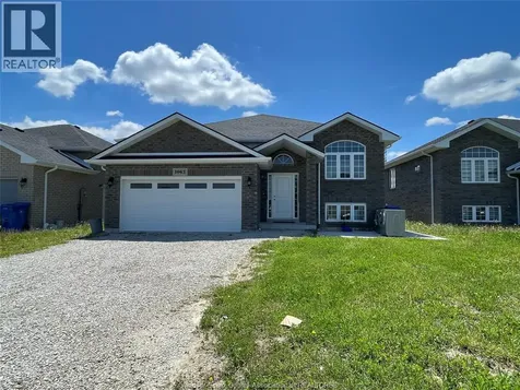 1063 Aspen Ridge Crescent Lakeshore ON N0R 1A0