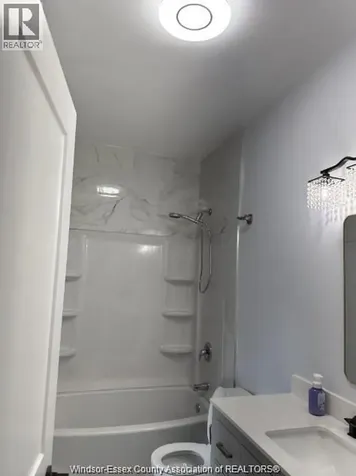 69 Spencer Avenue Chatham ON N7M 1V5