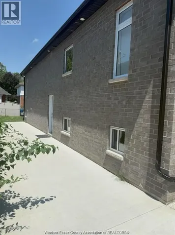 69 Spencer Avenue Chatham ON N7M 1V5
