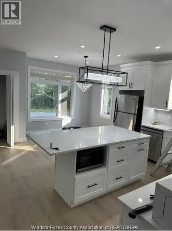 69 Spencer Avenue Chatham ON N7M 1V5