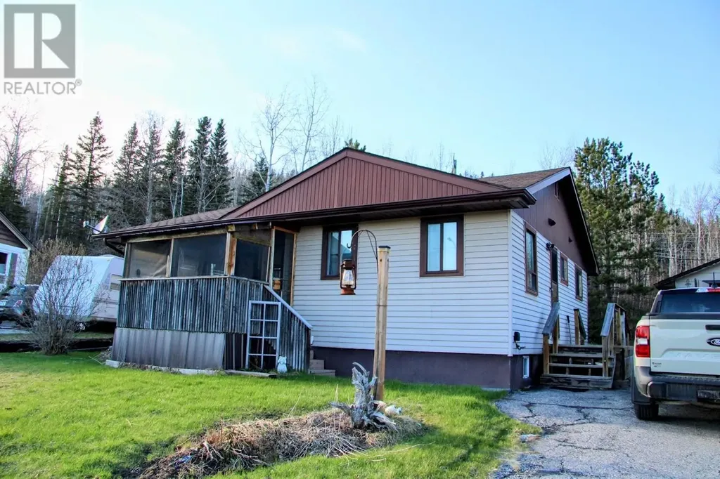 9 Swallow Drive Manitouwadge ON P0T 2C0