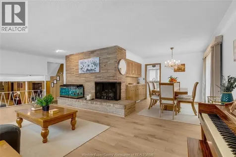 719 Champlain Drive Windsor ON N9E 1M6