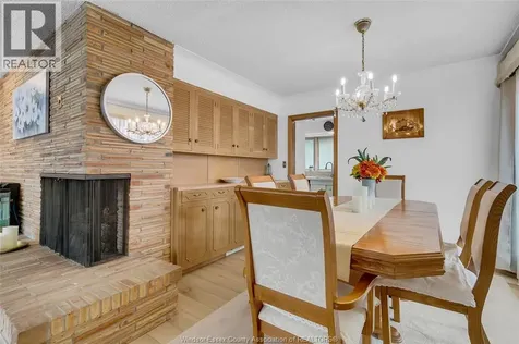 719 Champlain Drive Windsor ON N9E 1M6