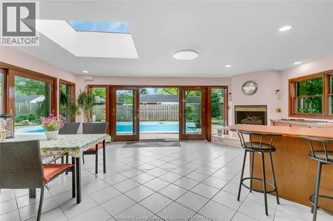 719 Champlain Drive Windsor ON N9E 1M6