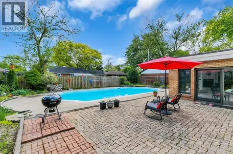 719 Champlain Drive Windsor ON N9E 1M6
