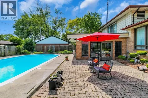 719 Champlain Drive Windsor ON N9E 1M6