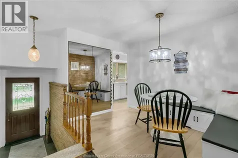 719 Champlain Drive Windsor ON N9E 1M6