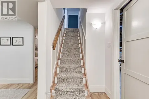 119 Hillcrest Drive Blue Mountains ON N0H 1J0