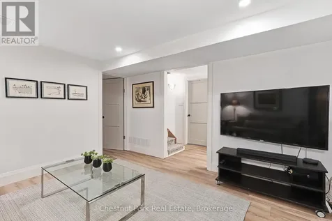 119 Hillcrest Drive Blue Mountains ON N0H 1J0