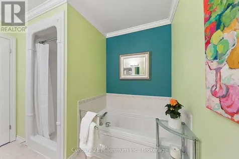 13 Conservation Way Collingwood ON L9Y 0G9