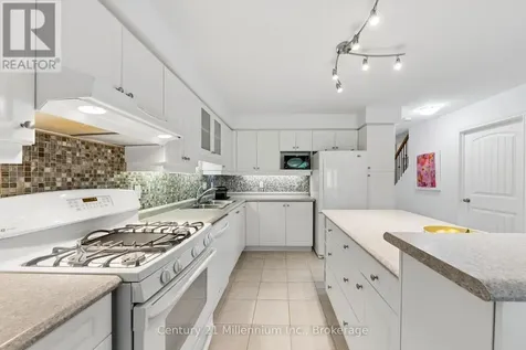 13 Conservation Way Collingwood ON L9Y 0G9