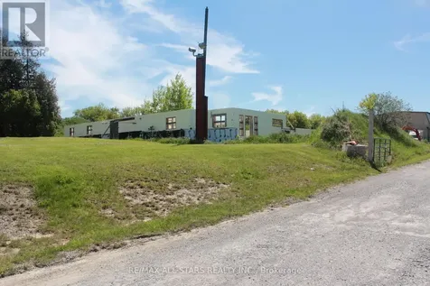20894 Woodbine Avenue East Gwillimbury ON L4P 4A5