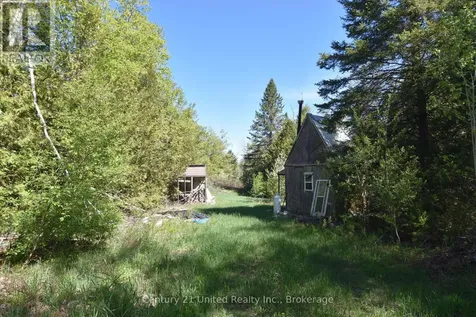 2682 N Steenburg Lake Road Wollaston ON K0L 1P0