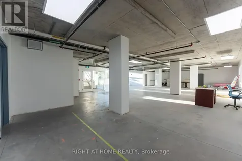 1637 Bank Street Ottawa ON K1V 7Y9