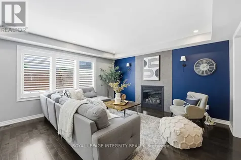 24 Pondhawk Way Ottawa ON K2J 5Z2