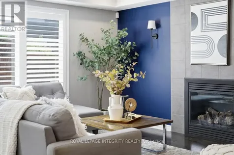 24 Pondhawk Way Ottawa ON K2J 5Z2