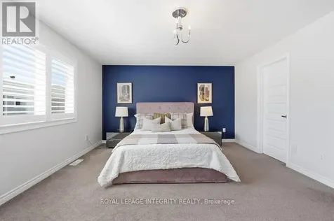 24 Pondhawk Way Ottawa ON K2J 5Z2