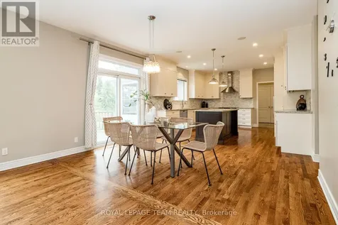 10 Beechgrove Gardens Ottawa ON K2S 1W5