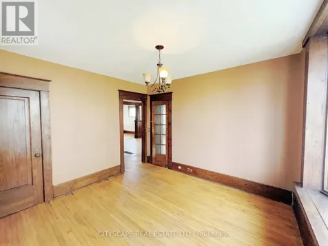 15 Humberstone Avenue Brantford ON N3S 7A4