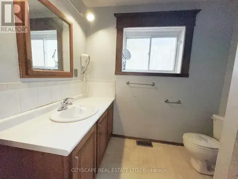 15 Humberstone Avenue Brantford ON N3S 7A4