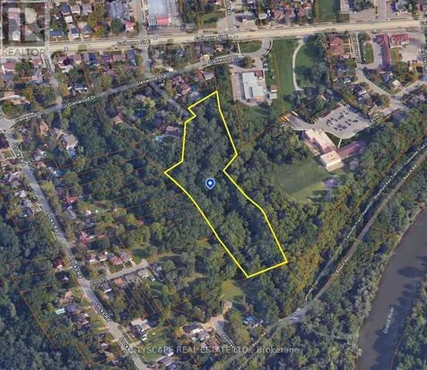 15 Humberstone Avenue Brantford ON N3S 7A4