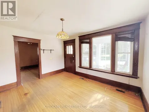 15 Humberstone Avenue Brantford ON N3S 7A4