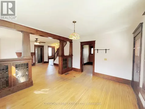 15 Humberstone Avenue Brantford ON N3S 7A4