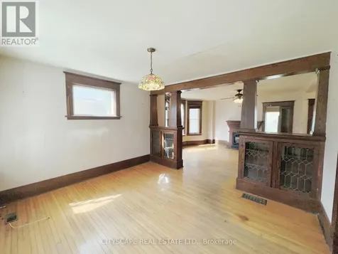 15 Humberstone Avenue Brantford ON N3S 7A4