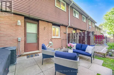 100 Bluevale Street North Waterloo ON N2J 4M9