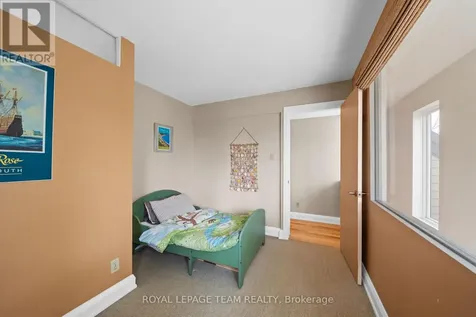 1965 Bromley Road Ottawa ON K2A 1C3
