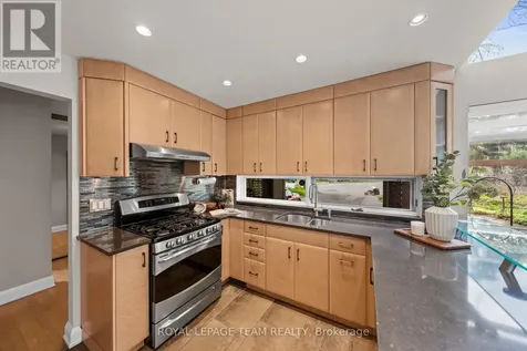 1965 Bromley Road Ottawa ON K2A 1C3