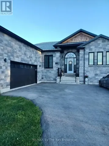 16 Walnut Drive Wasaga Beach ON L9Z 0A9