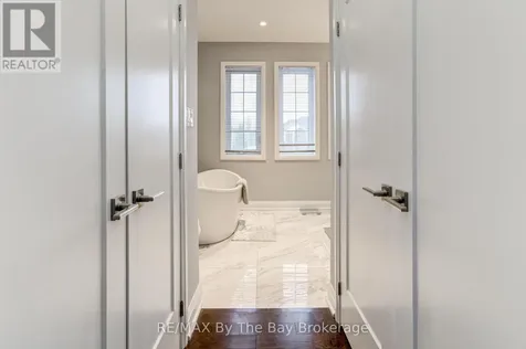 16 Walnut Drive Wasaga Beach ON L9Z 0A9