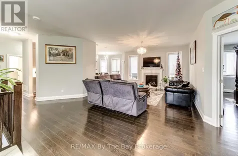 16 Walnut Drive Wasaga Beach ON L9Z 0A9