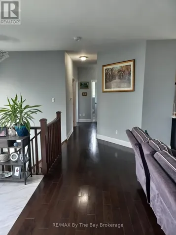 16 Walnut Drive Wasaga Beach ON L9Z 0A9