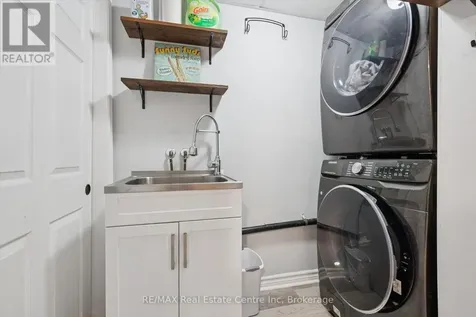 106 Woodlawn Road East Guelph (victoria North) ON N1E 1B7